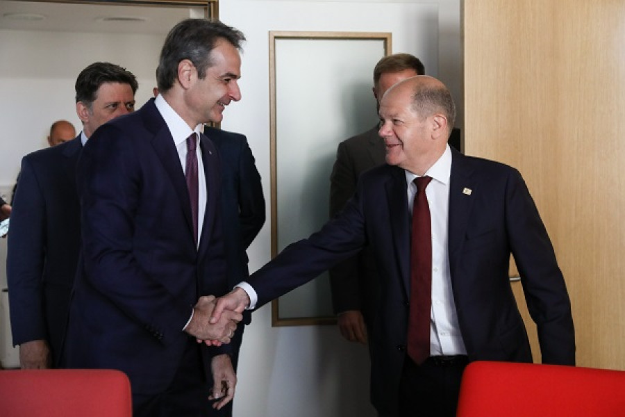Ανεπαρκές το αντάλλαγμα που προσφέρει ο Σολτς
