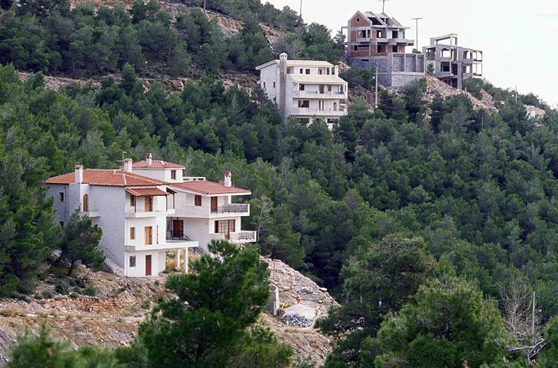 Επιστρατεύουν drones για εντοπισμό αυθαιρέτων