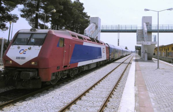 Διεκδικήσεις τρίτων βάζουν νέα προσκόμματα στην ιδιωτικοποίηση ΤΡΑΙΝΟΣΕ και ΕΣΣΤΥ
