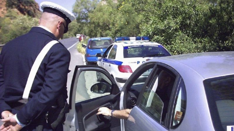 Ψαλίδι στα πρόστιμα για παραβάσεις του ΚΟΚ