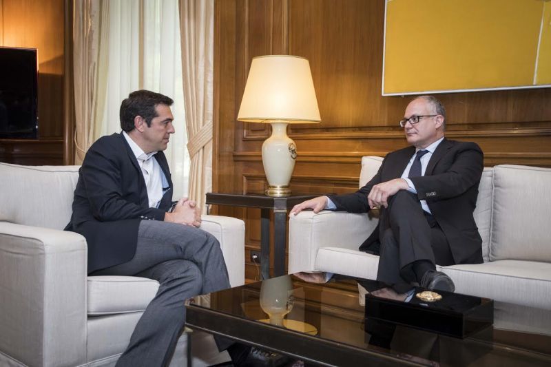 Τσίπρας-Γκουαλτιέρι: Εφικτός ο στόχος για έξοδο στις αγορές