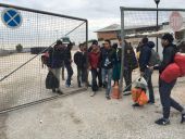 Άλλος για χόκεϊ, άλλος για στρατόπεδο και η κυβέρνηση… ψάχνεται