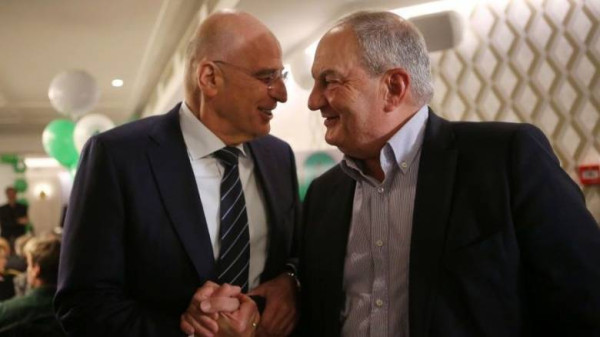 Ο Δένδιας στο «πηγαδάκι» Καραμανλή, Σαμαρά