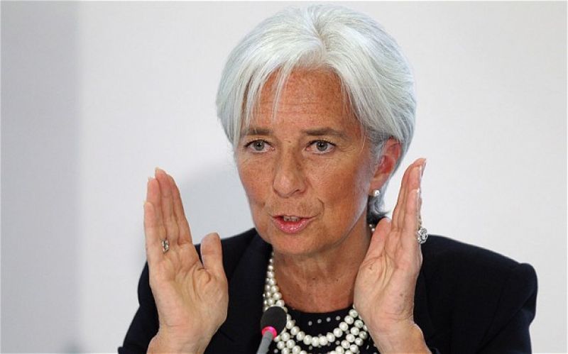 Lagarde: "Συνεχίστε μεταρρυθμίσεις για να δώσουμε ανάχωμα ασφαλείας"