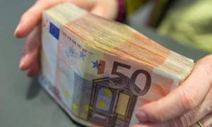 Αγώνας δρόμου για τα αναδρομικά των δημοσίων υπαλλήλων