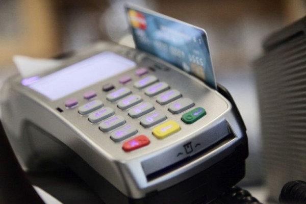 Αλλαγές σε POS και φορολόγηση ζητούν οι ασφαλιστικοί διαμεσολαβητές