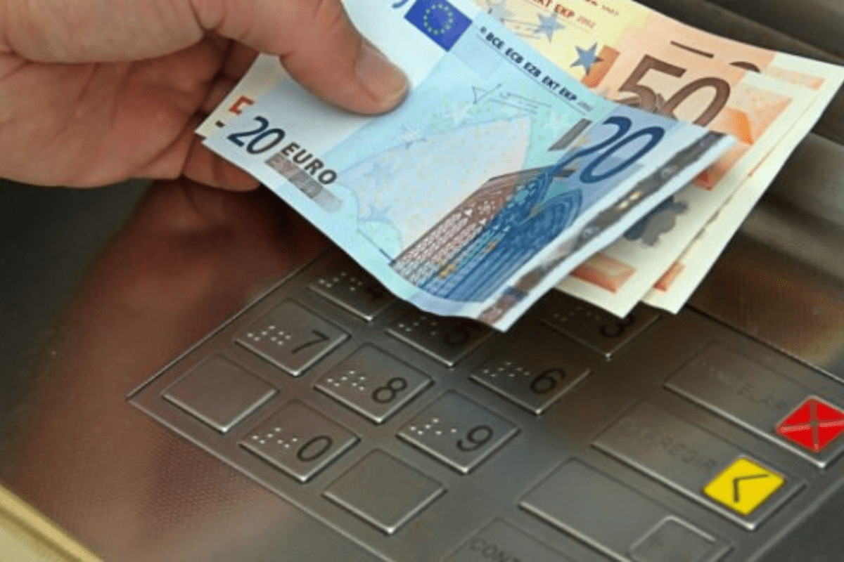 Συντάξεις Οκτωβρίου: Πότε πληρώνονται Δημόσιο, ΟΑΕΕ, ΙΚΑ, ΝΑΤ, ΟΓΑ