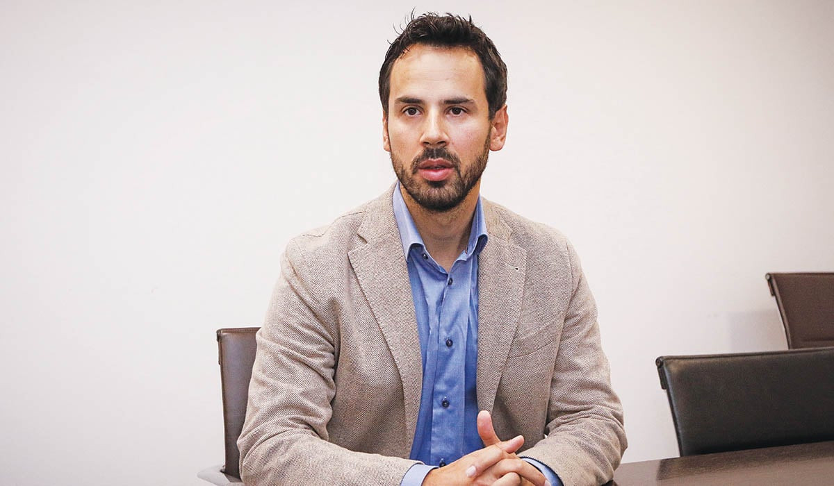 Ρωμανός: Δεν έχει δικαίωμα επίθεσης σε δημοσιογράφους ο Κασσελάκης