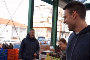Ο Κασσελάκης συγκρίνει τη δική του αδιαμεσολάβητη επικοινωνία με του Μητσοτάκη
