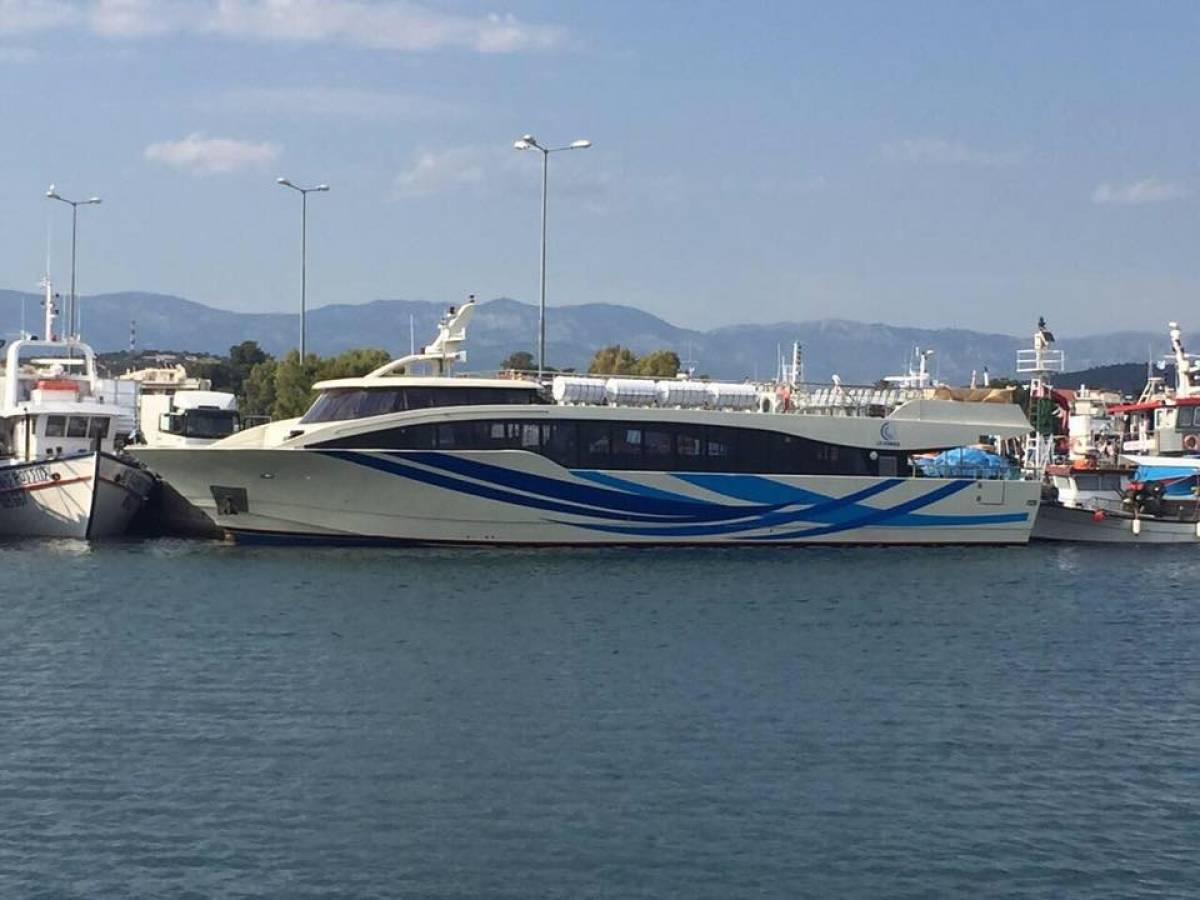 Μηχανική βλάβη του «Ζέφυρος» - Προσωρινά στο λιμάνι της Αλεξανδρούπολης