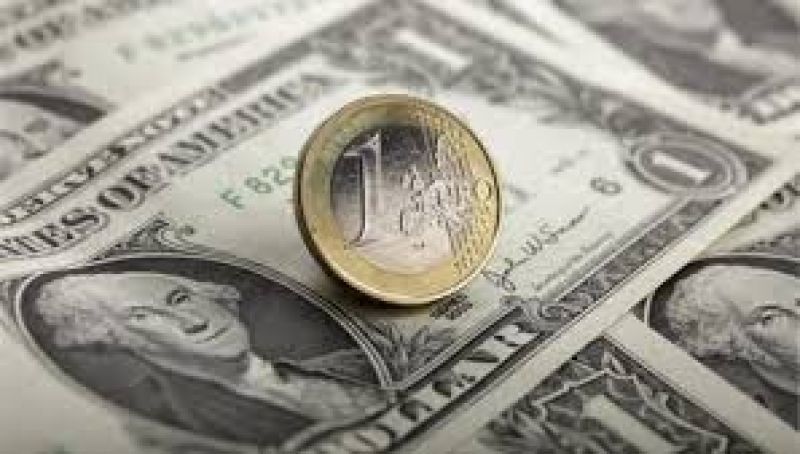 Τι προβλέπει η JP Morgan για την πορεία του δολαρίου