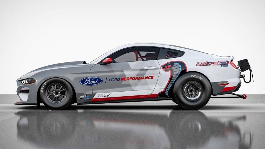 Η ηλεκτρική Mustang Cobra Jet 1400 «δαγκώνει» με 1400 ίππους (video)