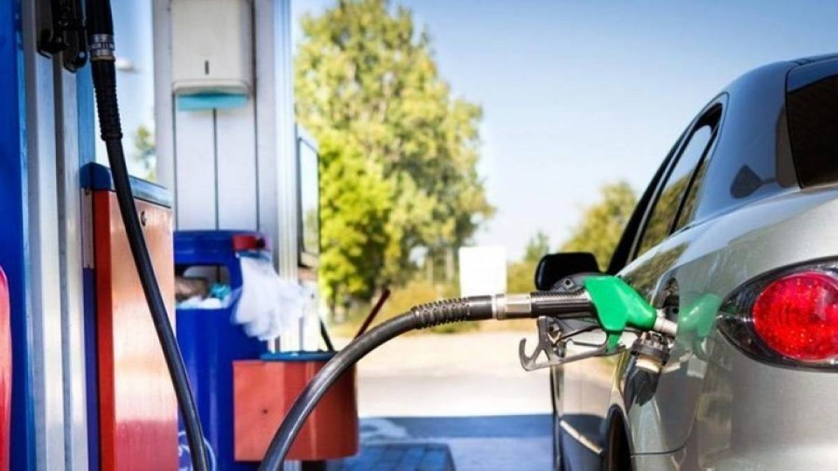 Οι τιμές στην αντλία «πονοκέφαλος» εν όψει πασχαλινής εξόδου