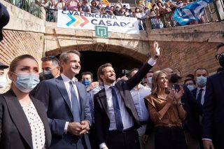 Μητσοτάκης: Η ΝΔ καταλαμβάνει τη δεξιά και το προοδευτικό κέντρο