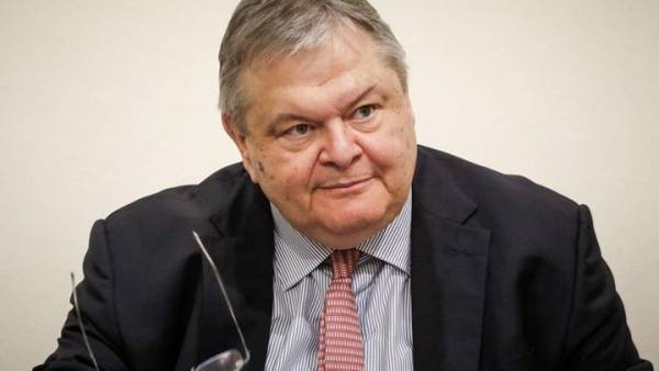 Βενιζέλος: Διπλός στόχος για διάσωση και αναδιάρθρωση της οικονομίας