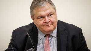 Βενιζέλος: Διπλός στόχος για διάσωση και αναδιάρθρωση της οικονομίας