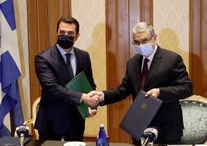 Μνημόνιο για την ηλεκτρική διασύνδεση Ελλάδας-Αιγύπτου: Τι δήλωσαν Μητσοτάκης, Σκρέκας