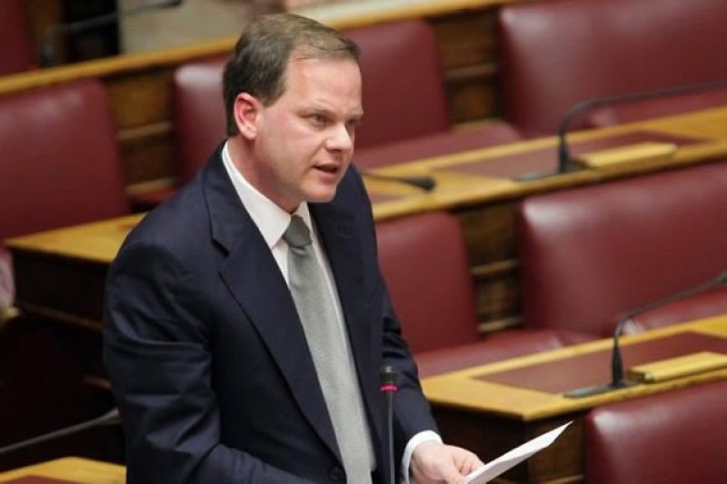 Καραμανλής: Το φιάσκο του ηλεκτρονικού εισιτηρίου δείχνει την κυβερνητική ανικανότητα