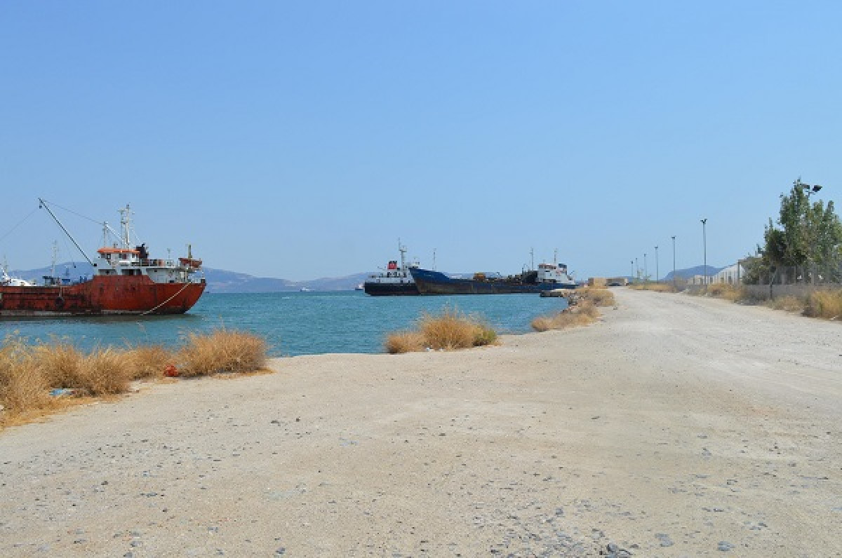 ΟΛΕ ΑΕ: Τέλος οι παράνομες επιχωματώσεις στον όρμο της Βλύχας