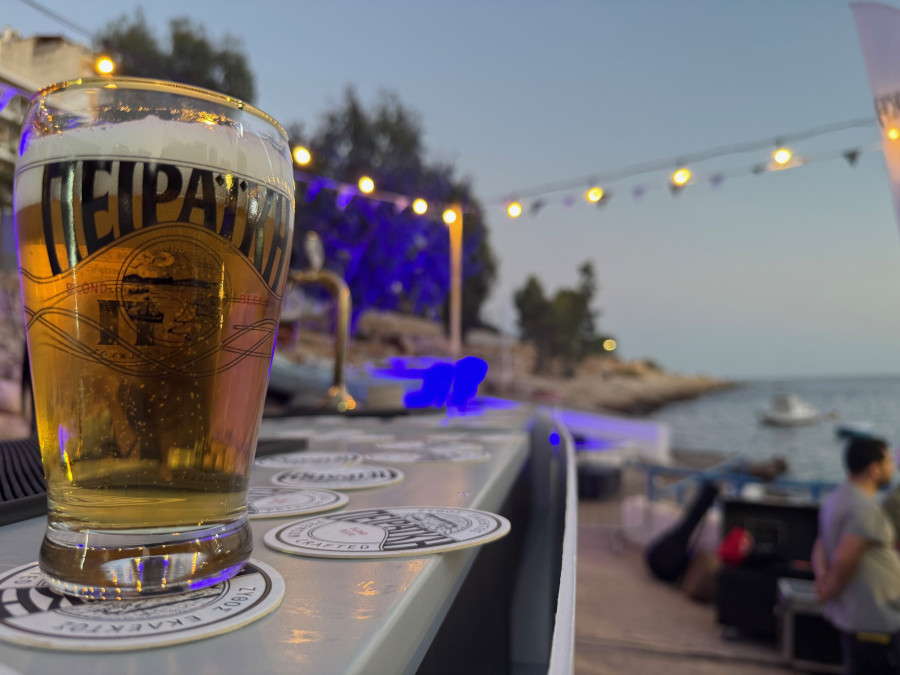 ΕΖΑ: Στον «αφρό» ανάπτυξης η Πειραϊκή Μπύρα - Πώς η τοπικότητα δίνει ώθηση