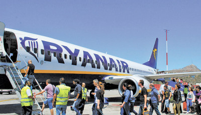 Χανιά: Διερευνητικές επαφές με τη Ryanair για διεύρυνση της σεζόν