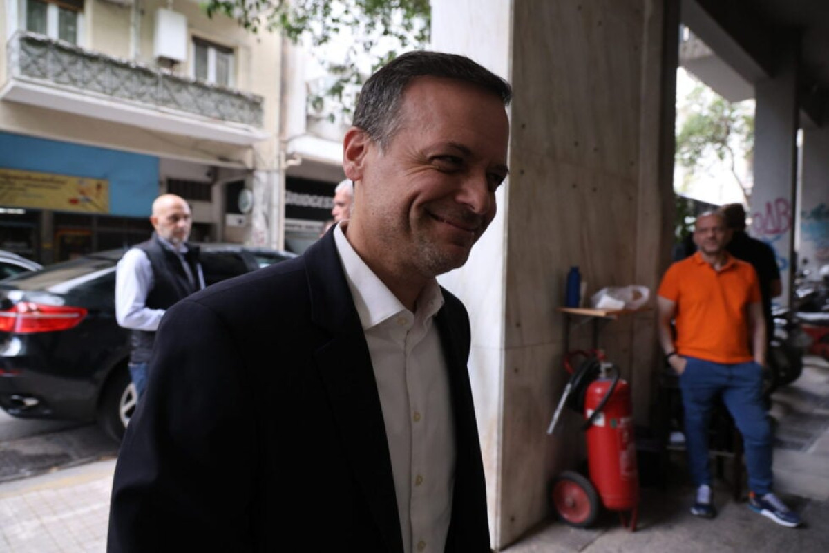 Υπουργείο Εσωτερικών κατά Δούκα: Να μελετήσει ή τουλάχιστον να ρωτήσει το ChatGPT