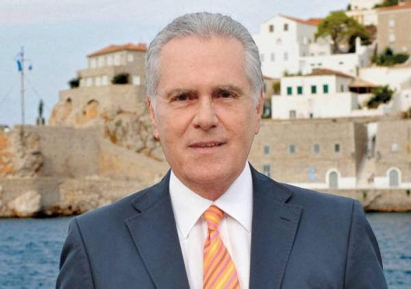 Πέθανε ο πρώην δήμαρχος Ύδρας, Άγγελος Κοτρώνης