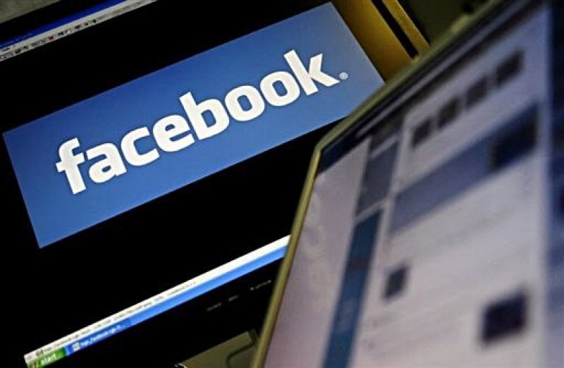 Facebook at Work: "Χωρίζουν" επαγγελματικό και προσωπικό προφίλ