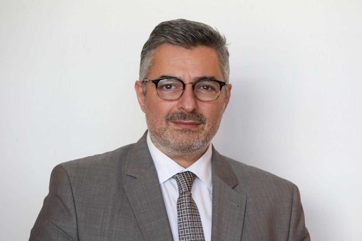Επανεκλέχθηκε πρόεδρος της ΕΑΣΕ ο Βασίλης Ραμπάτ-Το νέο ΔΣ