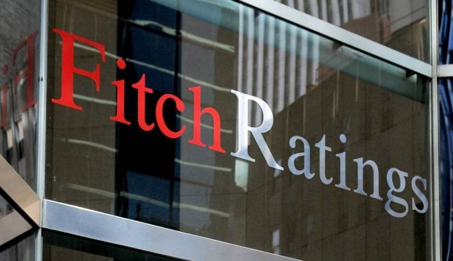 Fitch: «Credit positive» για τις τράπεζες το σχέδιο Ηρακλής