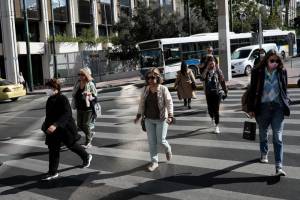 Αναλυτικά τα νέα μέτρα: Τεστ για ανεμβολίαστους και...click away