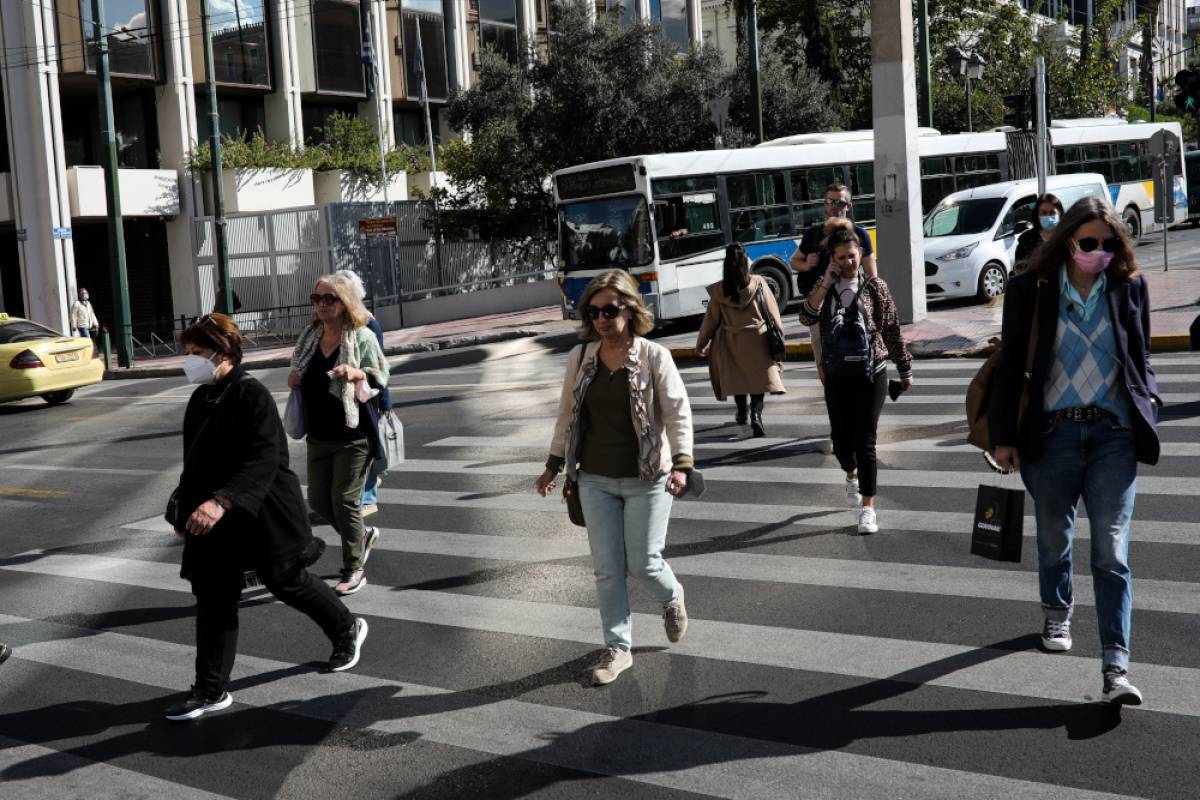 Αναλυτικά τα νέα μέτρα: Τεστ για ανεμβολίαστους και...click away