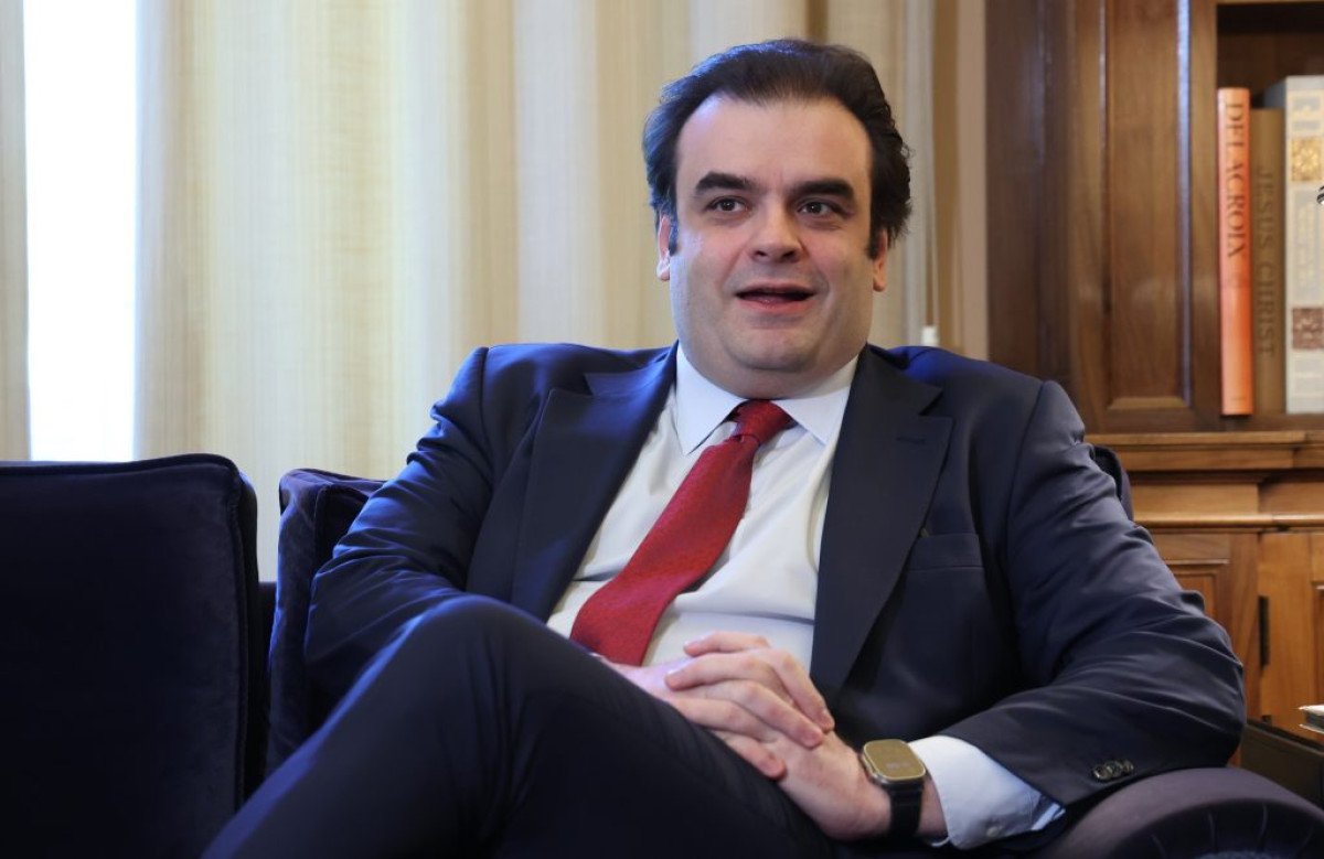Πιερρακάκης στη WSJ: Προτεραιότητα οι ιδιωτικές επενδύσεις – Το Νέο Ταμείο Καινοτομίας στο επίκεντρο