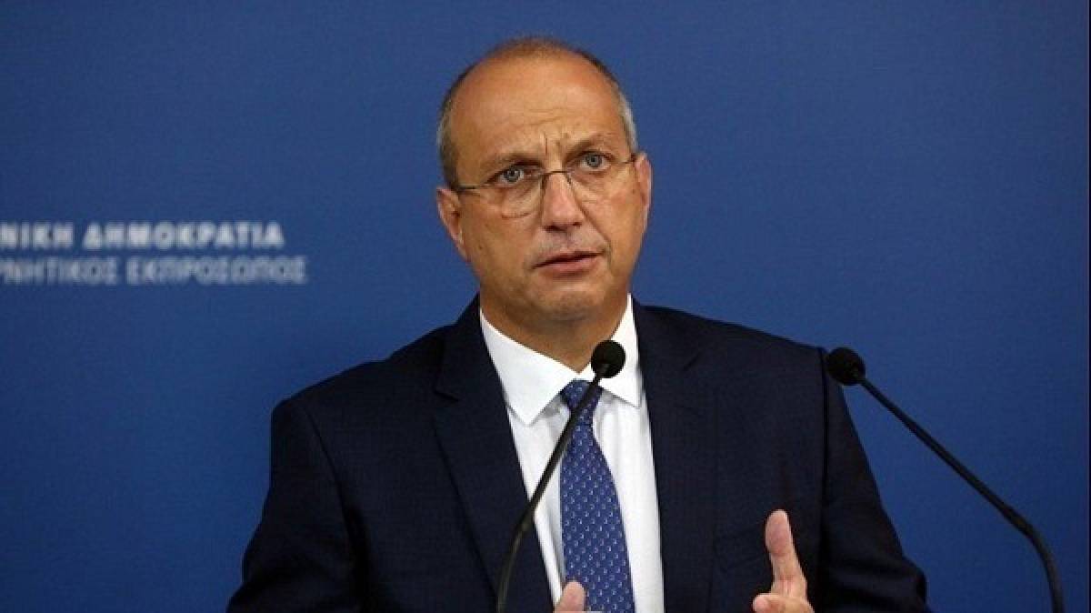 Οικονόμου για ανεμβολίαστους: Υπάρχει κόσμος που αρνείται τον ορθολογισμό
