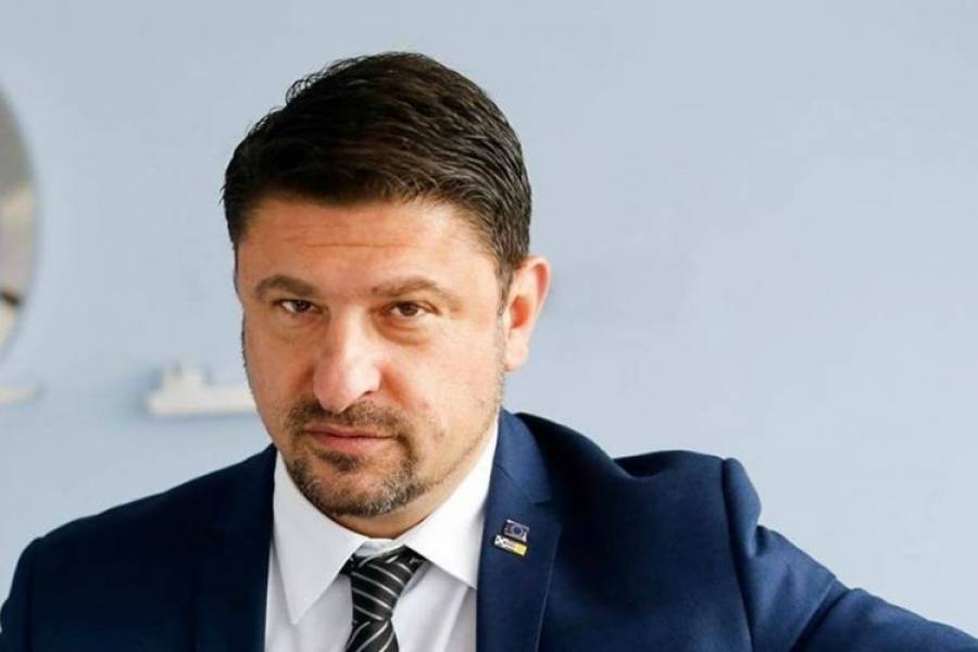 Επίσκεψη Χαρδαλιά στη βάση των Καναντέρ στην Ελευσίνα