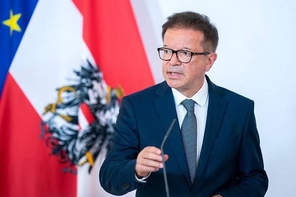Η Αυστρία λέει «όχι» στο ρωσικό εμβόλιο κατά του κορονοϊού