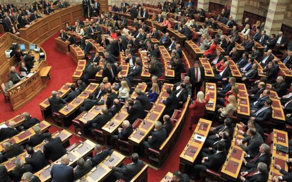 Σήμερα η ψήφιση της τροπολογίας για τον υποχρεωτικό εμβολιασμό