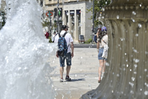 Καιρός: Ισχυροί βοριάδες, υψηλός κίνδυνος πυρκαγιάς και νέα άνοδος της θερμοκρασίας από την Τετάρτη
