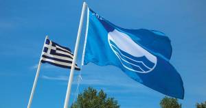 Αφαιρείται η «Γαλάζια Σημαία» από 15 ελληνικές παραλίες