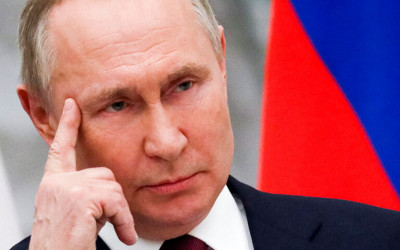 Ρωσία: Δημοτικοί σύμβουλοι από Μόσχα-Αγία Πετρούπολη ζητούν την παραίτηση Πούτιν