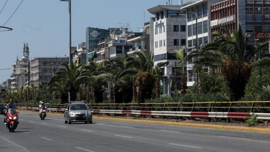 Φυτεύτηκαν 300 φοίνικες στη Λεωφόρο Συγγρού