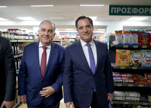 Γεωργιάδης-«καλάθι»: Aπολύτως θετική η γενική τάση για τον καταναλωτή