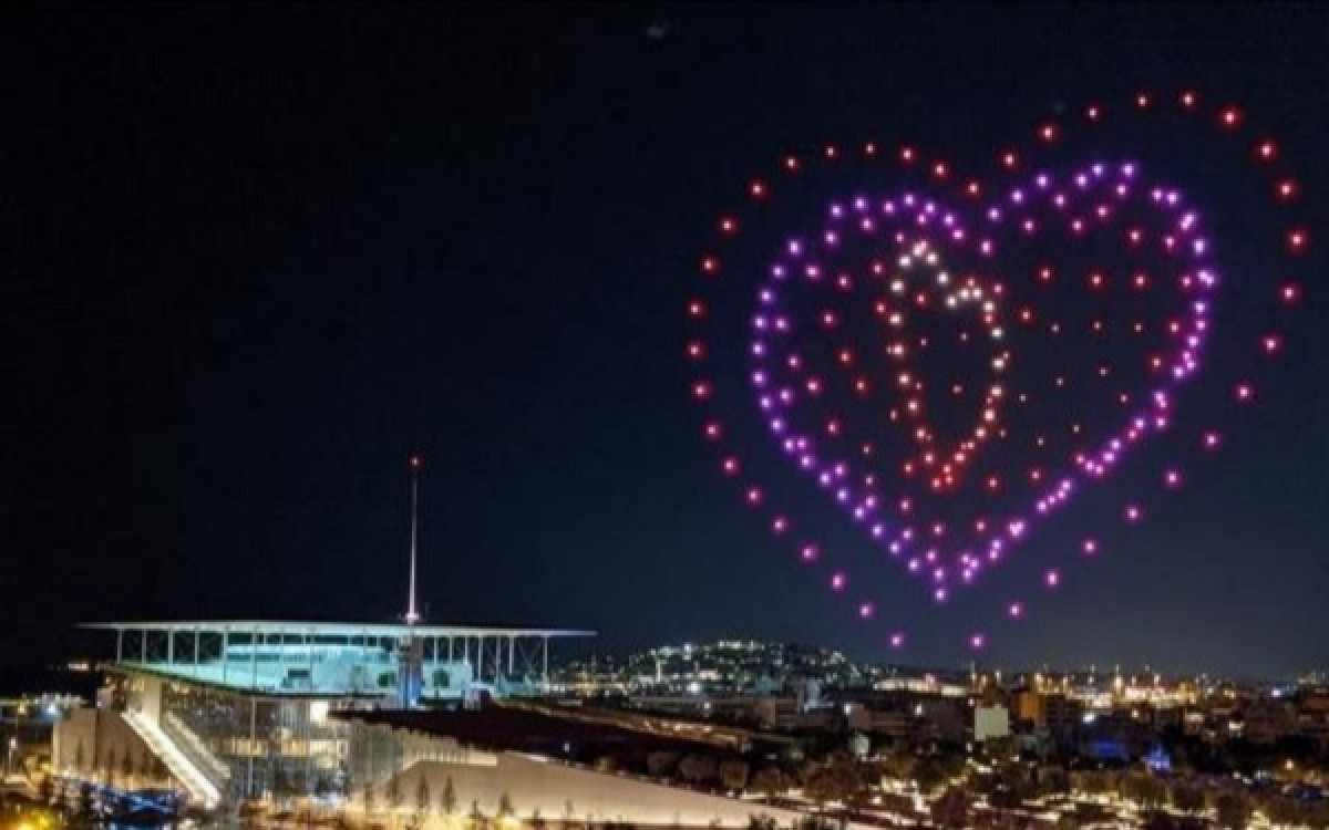 Drone show στις εγκαταστάσεις του Ιδρύματος Σταύρος Νιάρχος