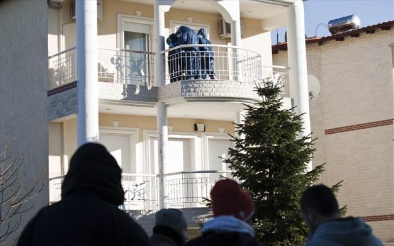 Σοκ στο Ωραιόκαστρο - Τριπλό φονικό: Τους σκότωσε με κυνηγετικό μαχαίρι