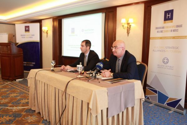 «Νάρκη» ο φόρος διαμονής για τα ξενοδοχεία-Πλήγμα σε έσοδα, απασχόληση