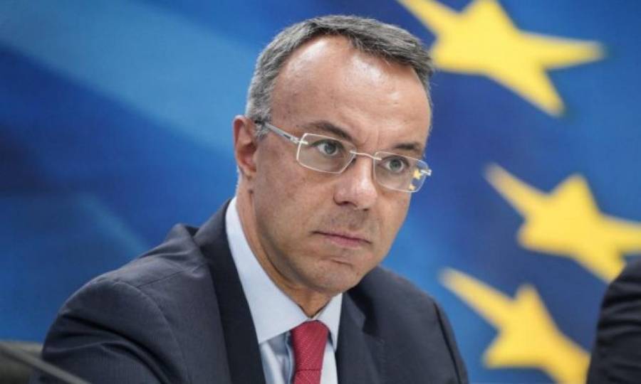 Σταϊκούρας: Μόνιμες μειώσεις φόρων-εισφορών μετά τον κορονοϊό