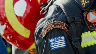 Κρήτη: Εκτός ΕΜΑΚ ανεμβολίαστοι πυροσβέστες