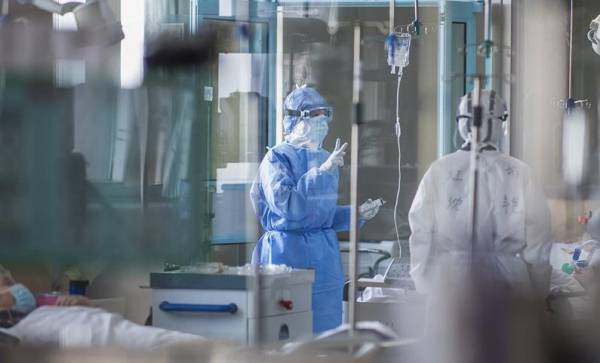 Κίνητρα σε παθολόγους-πνευμονολόγους για να καλύπτουν εφημερίες σε άλλα νοσοκομεία