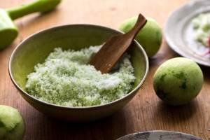 Ανακαλύψτε το αναζωογονητικό και σούπερ detox lime