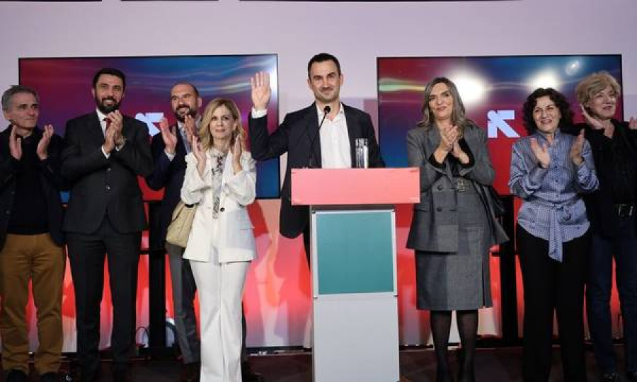 Νέα Αριστερά: Κατέθεσε στον Τασούλα την επιστολή συγκρότησης ΚΟ